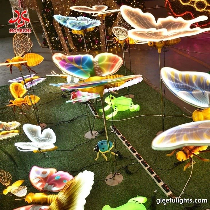 HOYECHI Luminous Dynamic Colorful Insect Butterfly 3D Led Light For Outdoor Park Decoration